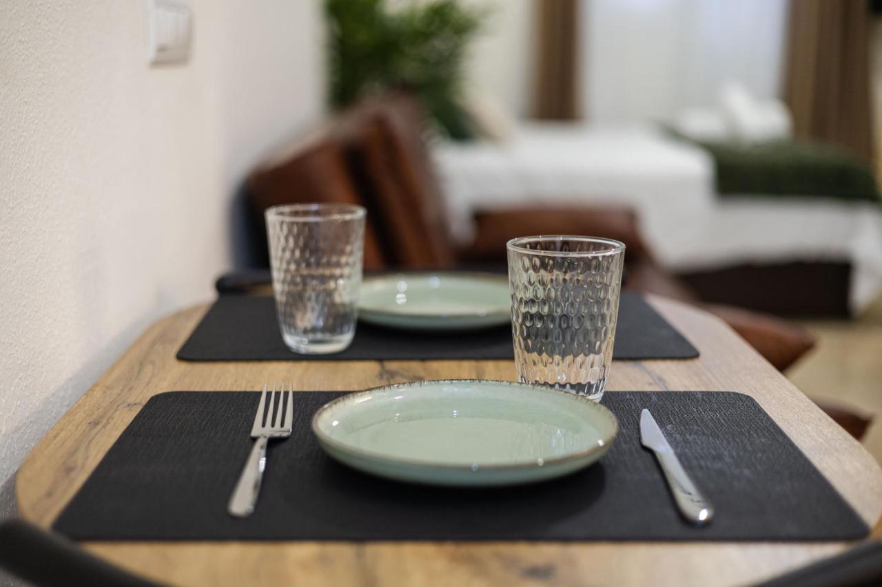 Central Studio Apartment Малага Экстерьер фото